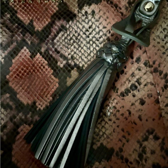 Trina Turk leather snakeskin print handbag NWT - Picture 6 of 11